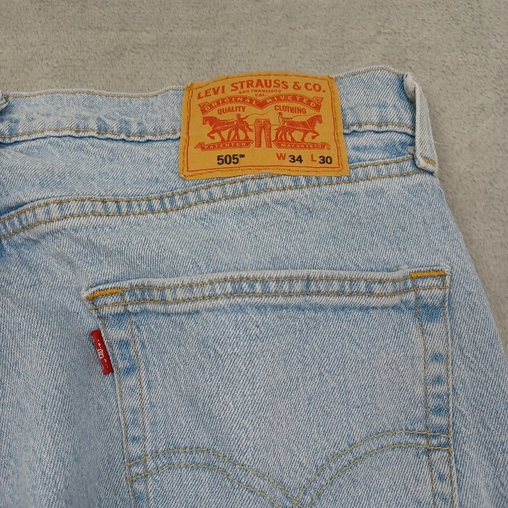 Levis 505 Jeans Mens 34x30 Blue Denim Distressed Pockets Cotton Casual A4
